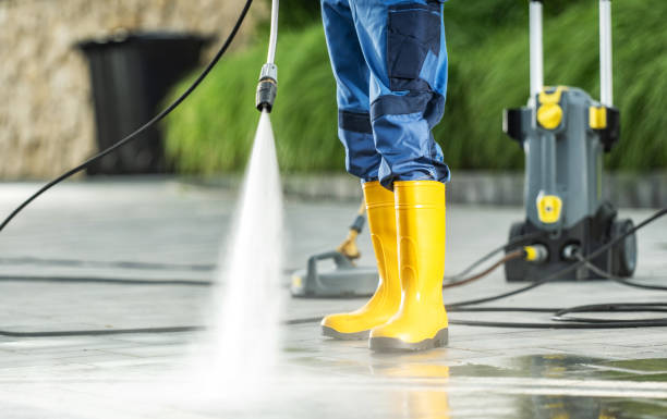 Best Garage Pressure Washing  in Las Vegas, NM